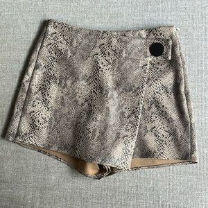 Tan colored skort from Zara